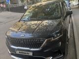 Kia Carnival 2021 года за 22 200 000 тг. в Алматы – фото 2