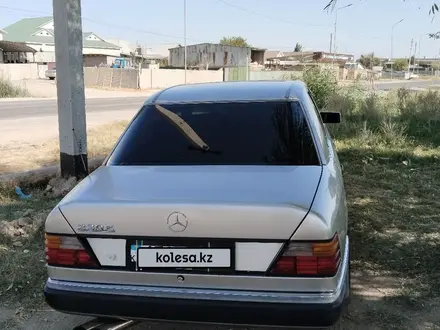 Mercedes-Benz E 200 1991 года за 2 000 000 тг. в Атакент – фото 7