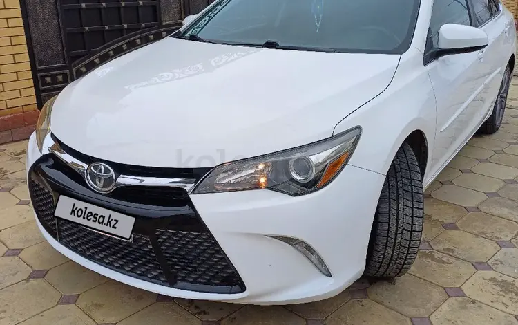 Toyota Camry 2015 годаfor9 500 000 тг. в Атырау