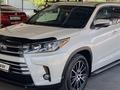 Toyota Highlander 2018 года за 23 500 000 тг. в Алматы – фото 5