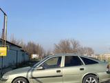 Opel Vectra 1997 года за 910 000 тг. в Шымкент – фото 3