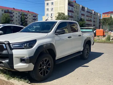 Toyota Hilux 2022 года за 24 000 000 тг. в Атырау