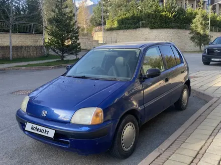 Honda Fit 2001 года за 1 600 000 тг. в Алматы