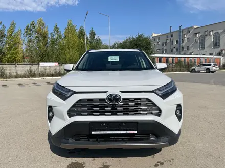 Toyota RAV4 Luxe+ 2025 года за 21 500 000 тг. в Актобе – фото 7