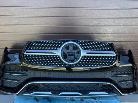 Бампер передний mercedes-benz GLE Coupe 2019-2025 за 1 000 тг. в Алматы