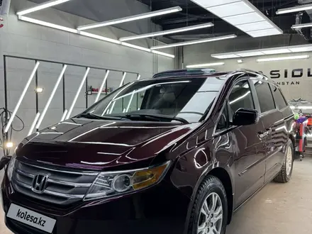 Honda Odyssey 2011 года за 9 000 000 тг. в Астана