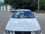 Volkswagen Passat 1995 годаfor1 700 000 тг. в Караганда