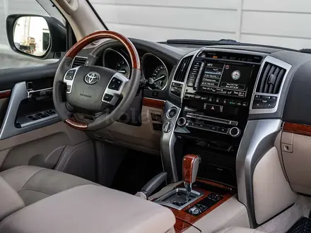 Toyota Land Cruiser 2012 года за 18 800 000 тг. в Астана – фото 14