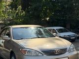 Toyota Camry 2001 года за 4 200 000 тг. в Алматы – фото 2