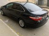 Toyota Camry 2016 годаfor6 000 000 тг. в Актау – фото 2