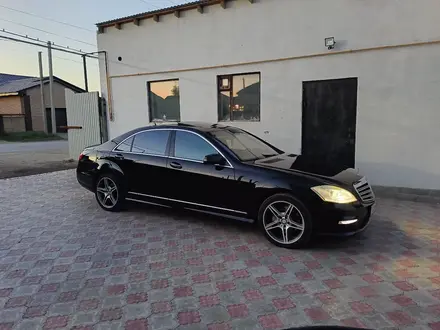 Mercedes-Benz S 500 2008 года за 8 500 000 тг. в Актобе