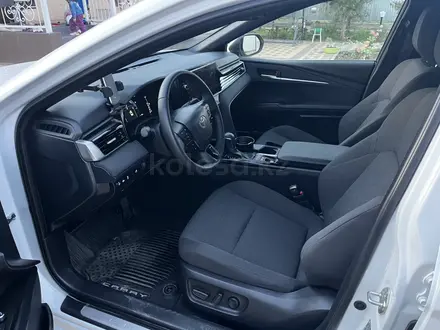 Toyota Camry 2025 года за 19 500 000 тг. в Актобе – фото 16