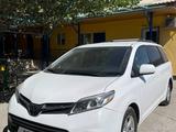 Toyota Sienna 2020 года за 14 000 000 тг. в Актау – фото 2