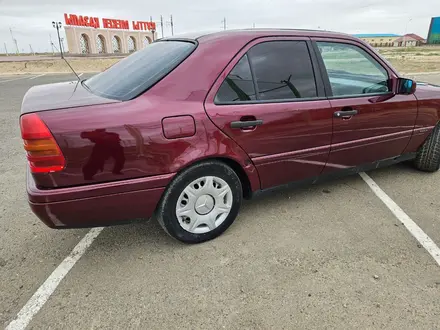 Mercedes-Benz C 200 1996 года за 1 600 000 тг. в Актобе – фото 12