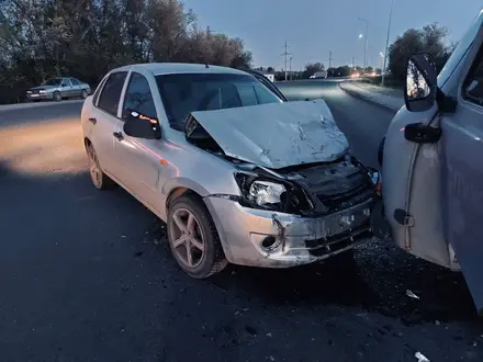 ВАЗ (Lada) Granta 2190 2012 года за 2 100 000 тг. в Актобе