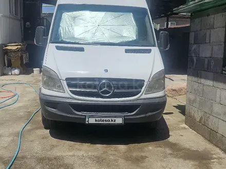 Mercedes-Benz Sprinter 2007 года за 7 000 000 тг. в Алматы – фото 14