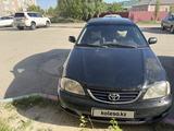Toyota Avensis 2001 годаүшін2 750 000 тг. в Актобе
