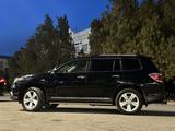 Toyota Highlander 2012 годаүшін11 200 000 тг. в Алматы