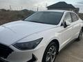 Hyundai Sonata 2023 года за 12 900 000 тг. в Атырау – фото 2