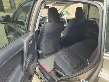Toyota RAV4 2016 года за 9 800 000 тг. в Астана – фото 11