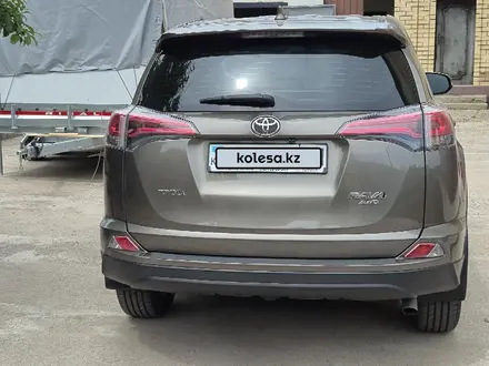 Toyota RAV4 2016 года за 9 800 000 тг. в Астана – фото 6