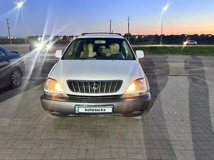 Lexus RX 300 2000 года за 3 300 000 тг. в Актобе – фото 2