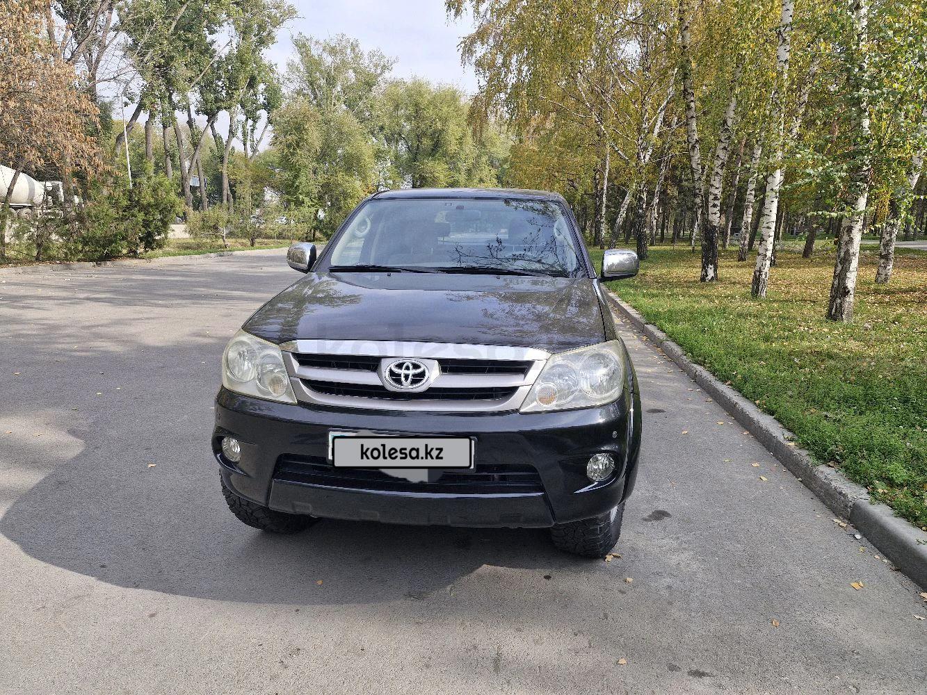 Toyota Fortuner 2006 г.