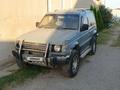 Mitsubishi Pajero 1992 годаfor1 000 000 тг. в Алматы