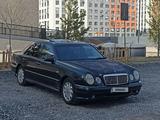 Mercedes-Benz E 280 1998 года за 3 000 000 тг. в Астана