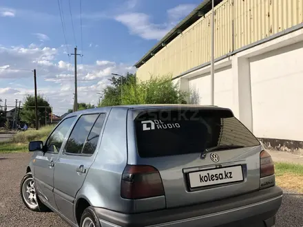 Volkswagen Golf 1995 года за 1 850 000 тг. в Алматы – фото 12