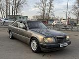 Mercedes-Benz E 260 1990 года за 800 000 тг. в Павлодар – фото 2