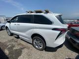 Toyota Sienna 2023 года за 15 489 900 тг. в Алматы – фото 3