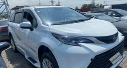 Toyota Sienna 2023 годаүшін15 489 900 тг. в Алматы – фото 4