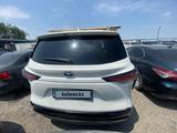 Toyota Sienna 2023 года за 15 489 900 тг. в Алматы – фото 2