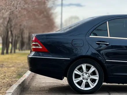 Mercedes-Benz C 200 2000 года за 3 700 000 тг. в Астана – фото 16