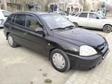 Kia Rio 2004 года за 2 100 000 тг. в Кульсары – фото 2