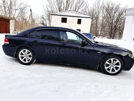 BMW 745 2002 года за 4 000 000 тг. в Астана – фото 11