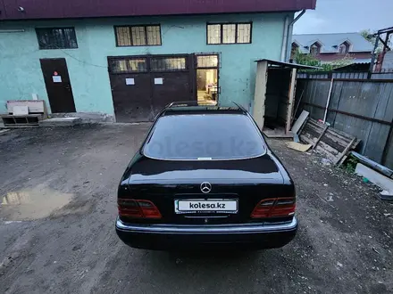 Mercedes-Benz E 320 1997 года за 5 200 000 тг. в Алматы – фото 6