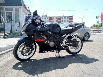 Honda  CBR F4I 2003 года за 2 000 000 тг. в Темиртау