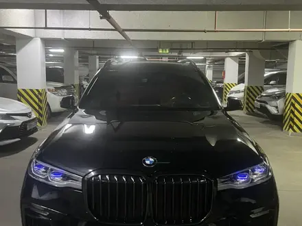 BMW X7 2020 года за 48 999 999 тг. в Астана – фото 2