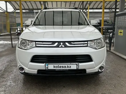 Mitsubishi Outlander 2013 года за 8 200 000 тг. в Алматы – фото 2