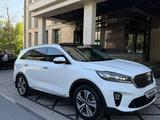 Kia Sorento 2019 года за 13 500 000 тг. в Шымкент – фото 4
