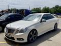 Mercedes-Benz E 300 2011 годаүшін8 300 000 тг. в Актобе – фото 4