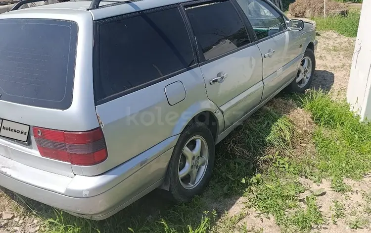 Volkswagen Passat 1995 годаүшін1 450 000 тг. в Шелек