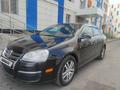 Volkswagen Jetta 2006 годаfor2 200 000 тг. в Алматы – фото 4