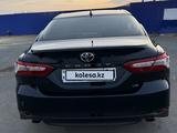 Toyota Camry 2019 года за 16 500 000 тг. в Атырау – фото 4