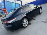 Toyota Camry 2019 года за 16 500 000 тг. в Атырау – фото 5