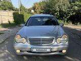 Mercedes-Benz C 240 2002 года за 3 000 000 тг. в Алматы