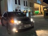 Toyota Highlander 2018 годаfor15 600 000 тг. в Караганда – фото 2