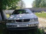 Volkswagen Passat 1994 года за 1 400 000 тг. в Шымкент – фото 2